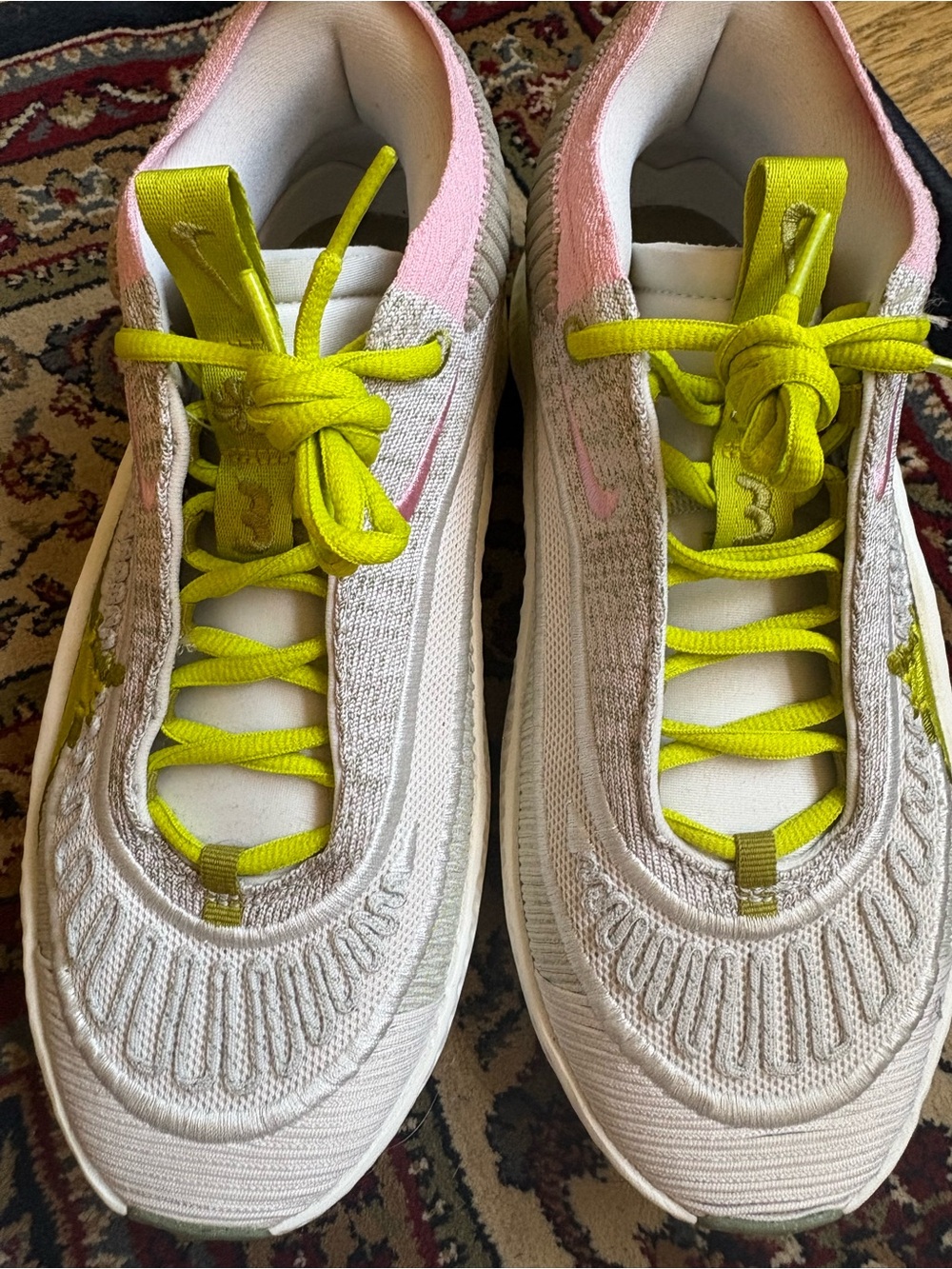 Nike cosmic unity 3